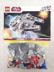 LEGO Star Wars: MILLENNIUM FALCON 7778 Midi-Scale Complete With Instructions