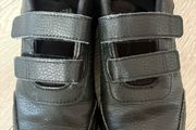 adidas boys trainers black UK2.5 EU35
