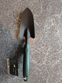 Trowel