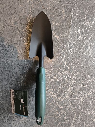 Trowel