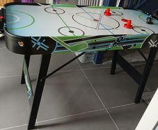 air hockey table