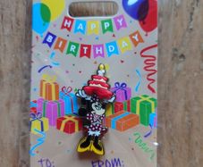 Disney pin Happy Birthday