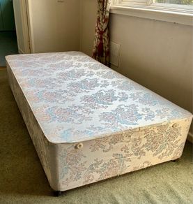 Quality single bed base