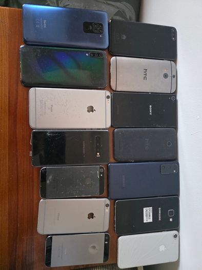 Phones/Tablets
