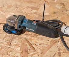 Makita 110v 1400w Angle Grinder