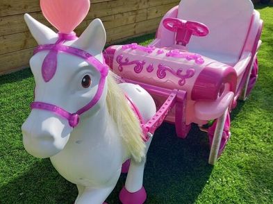 Disney Princess Royal Horse And Carriage Battery Powered Electric Ride ...