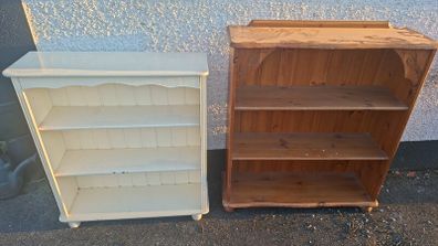 Book shelves units