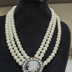 Multi Strand Faux Pearl Cameo Necklace