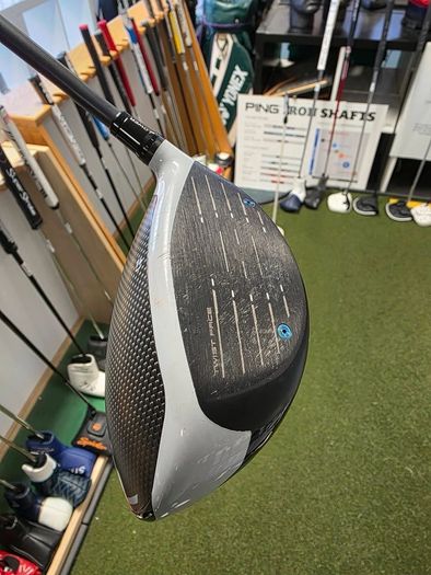Taylormade Sim Max Driver 9