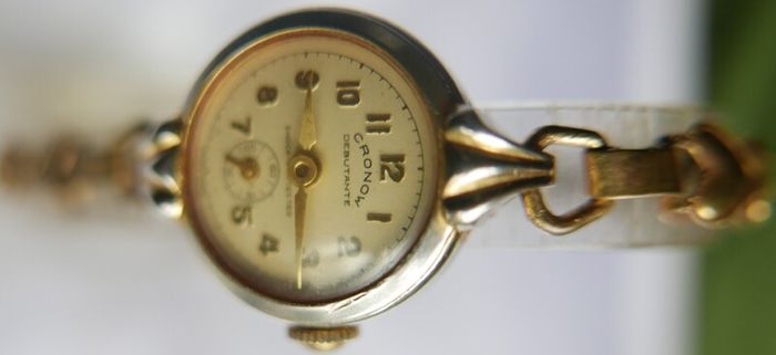 Vintage 1930s CRONOW Rolled Gold Watch - Working Vintage Ladies Manual Wind Up Wrist Watch