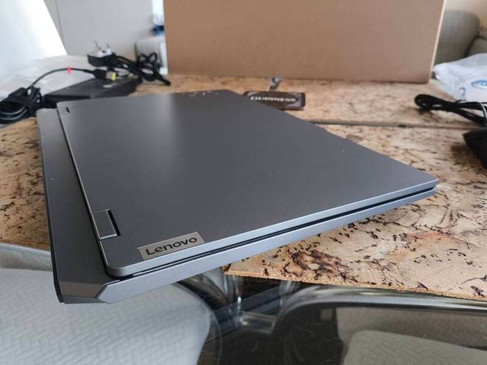 Gaming Laptop Lenovo Loq i5 12450hx 8/12 RTX4050 6gb 105w 16gb Ddr5 512GB Nvme 15.6" 144hz 1080p 300nits 100% sRGB Win11 Warranty Receipt