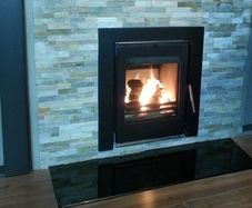 Insert/cassette stove for fireplace