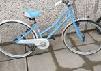 Pendleton Littleton girls 26 inch bike.  Suit from approx 10/11 years
