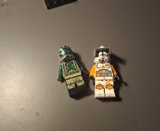 lego 2 clone commanders