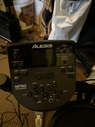 Allesis Nitro Mesh Electric Drum Kit