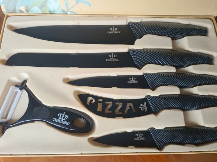 Kitchen Knives Set