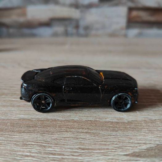 7 small toy cars