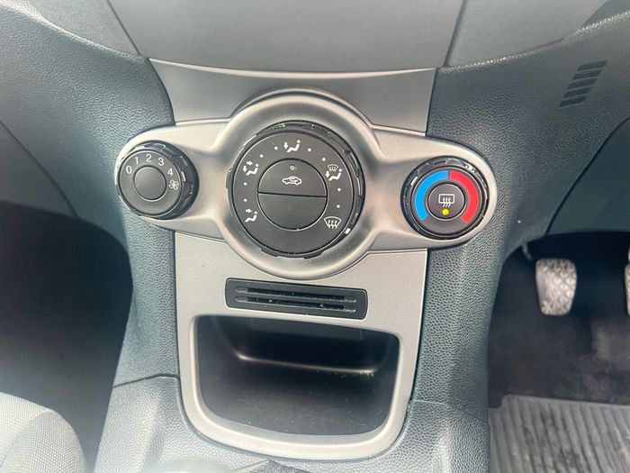 2009 Ford Fiesta