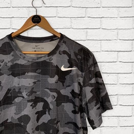 Nike T-Shirt