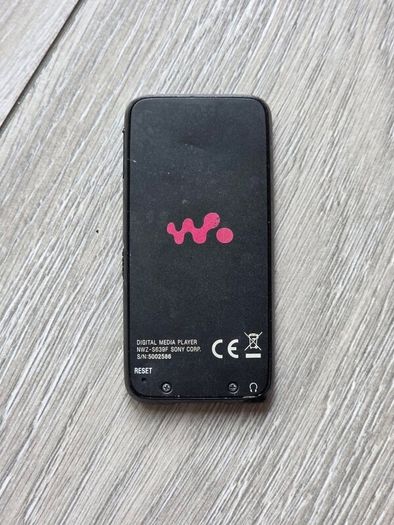 Sony Walkman MP3 Player NWZ-S639F (Free Post)