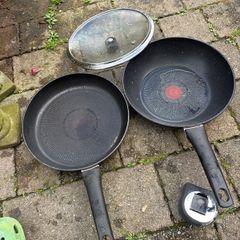 frying pans