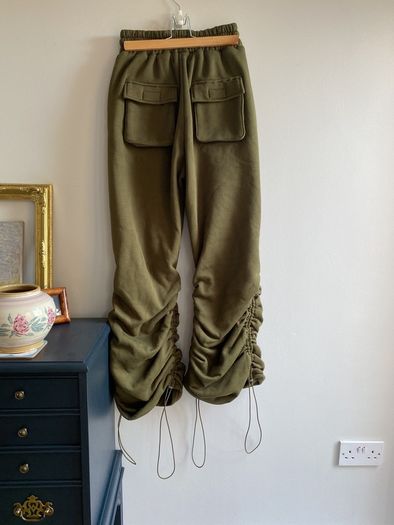 Mars the label track bottoms