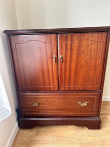 tv cabinet