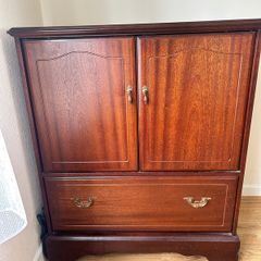 tv cabinet