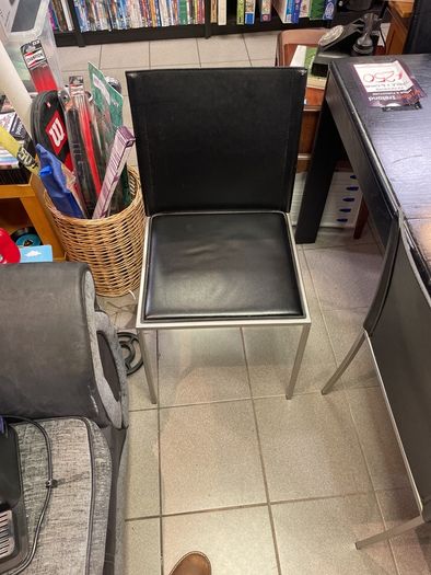 table and chairs