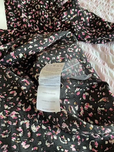 top Bnwt black patterned round neck top Marc Angelo brand size 12