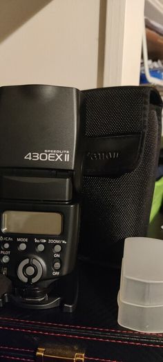 Canon Speedlite 430EX II