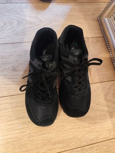 Nike Air Max and New Balance 574 trainers - 2 pairs