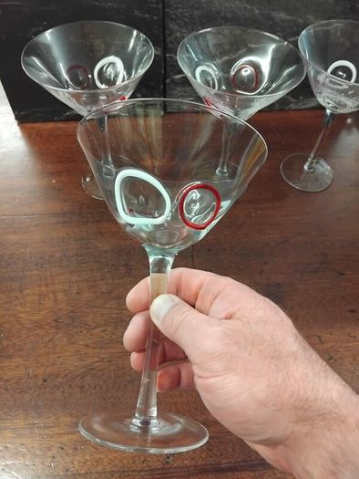 4 Delpihi Martini Glasses