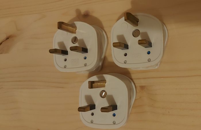 Pack of 3 x T-Bar Uk/Irish plug Connector Type