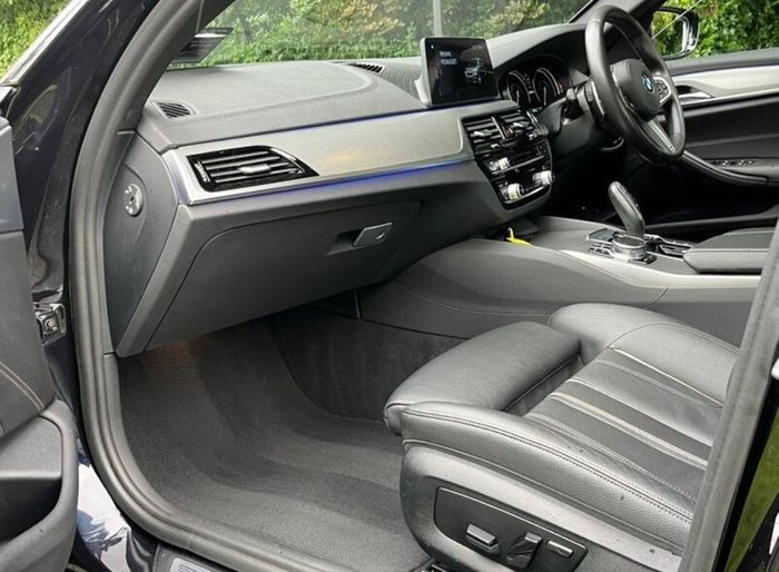 2017 BMW 530e M Sport Plug-In Hybrid