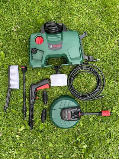 Bosch EasyAquatak 120 Pressure Washer FULL KIT