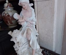 Large Mother & Child Statuette