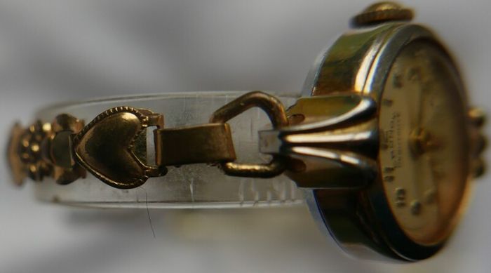 Vintage 1930s CRONOW Rolled Gold Watch - Working Vintage Ladies Manual Wind Up Wrist Watch