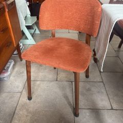 dining chairs x 2