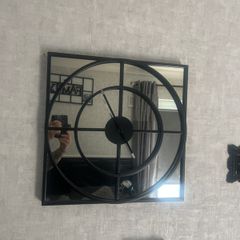 mirror clock