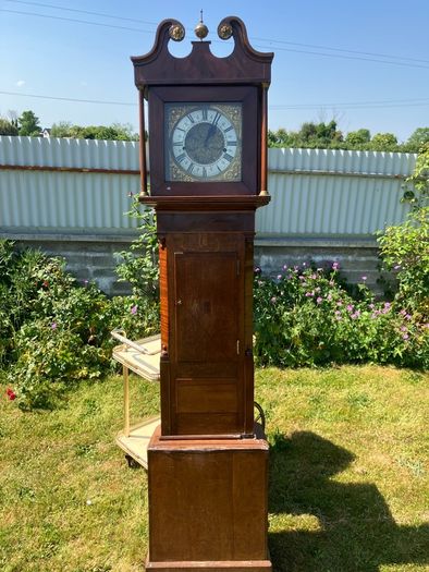 longcase clock