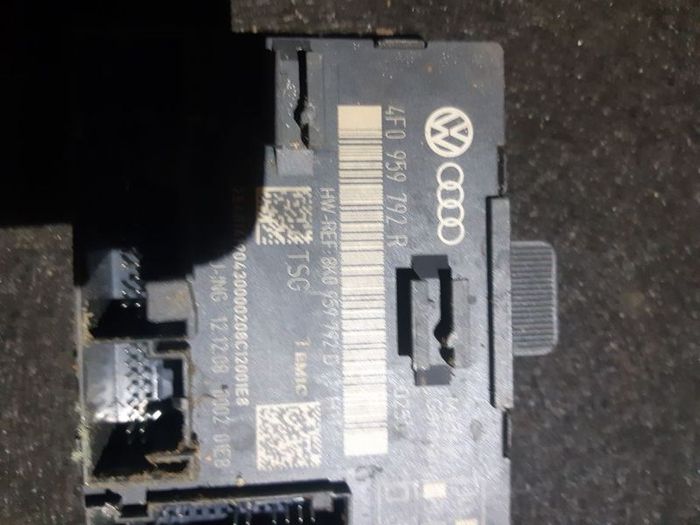 Audi A6 C6 Front Passenger Side Door Control Unit 4F0959792R