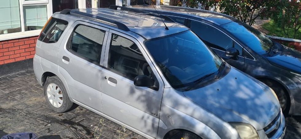 2005 Suzuki Ignis