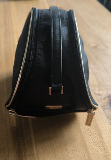 Dior Cosmetic Bag X 1