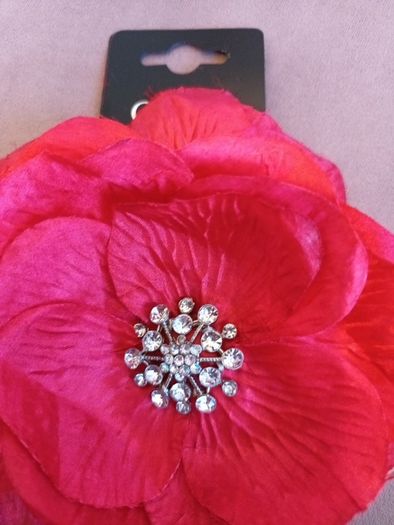 hair red flower clip
