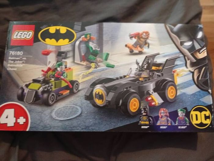 LEGO Batman 76180  Batmobile Chase