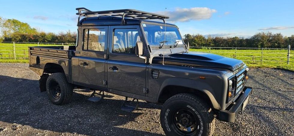 Land Rover Defender 130- 2010 crewcab