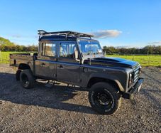 Land Rover Defender 2010