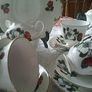 Twenty one Piece China Teaset Regina Image 4