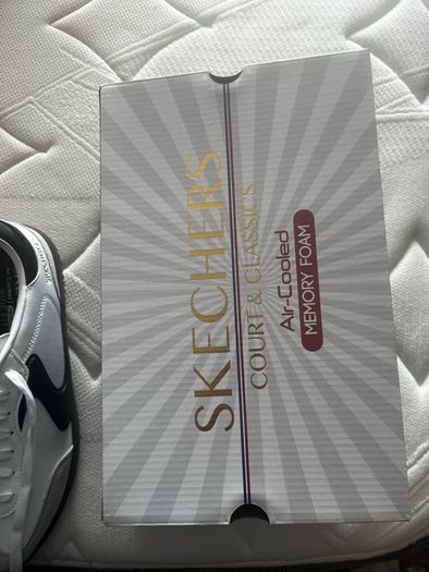Sketchers Trainers